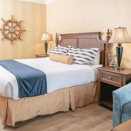 Fulton Steamboat Inn Ronks Ngoại thất bức ảnh