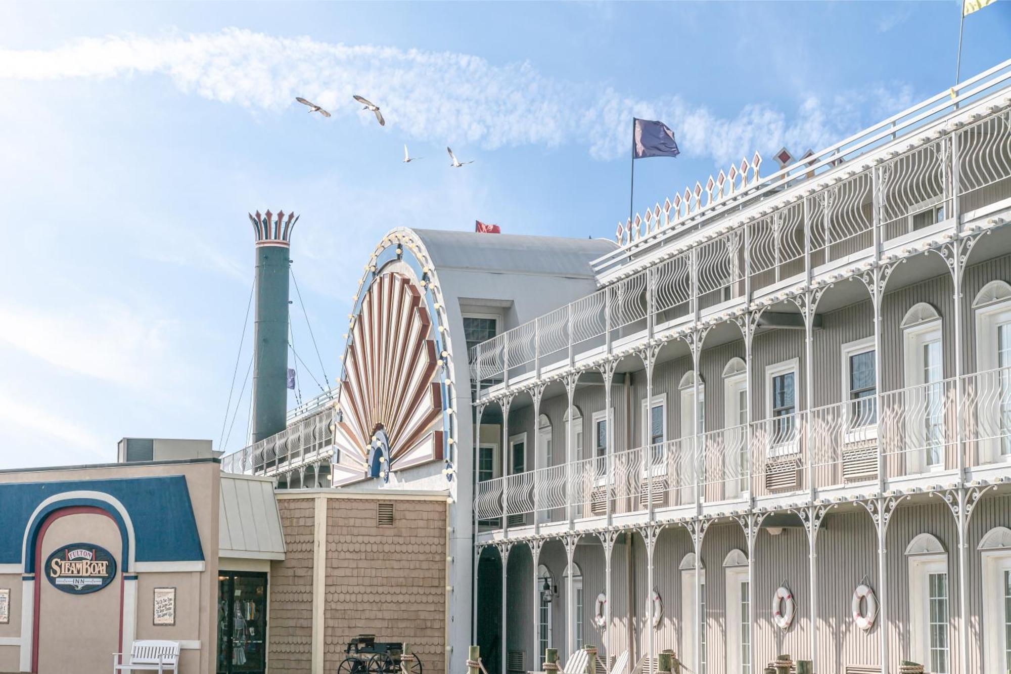 Fulton Steamboat Inn Ronks Ngoại thất bức ảnh