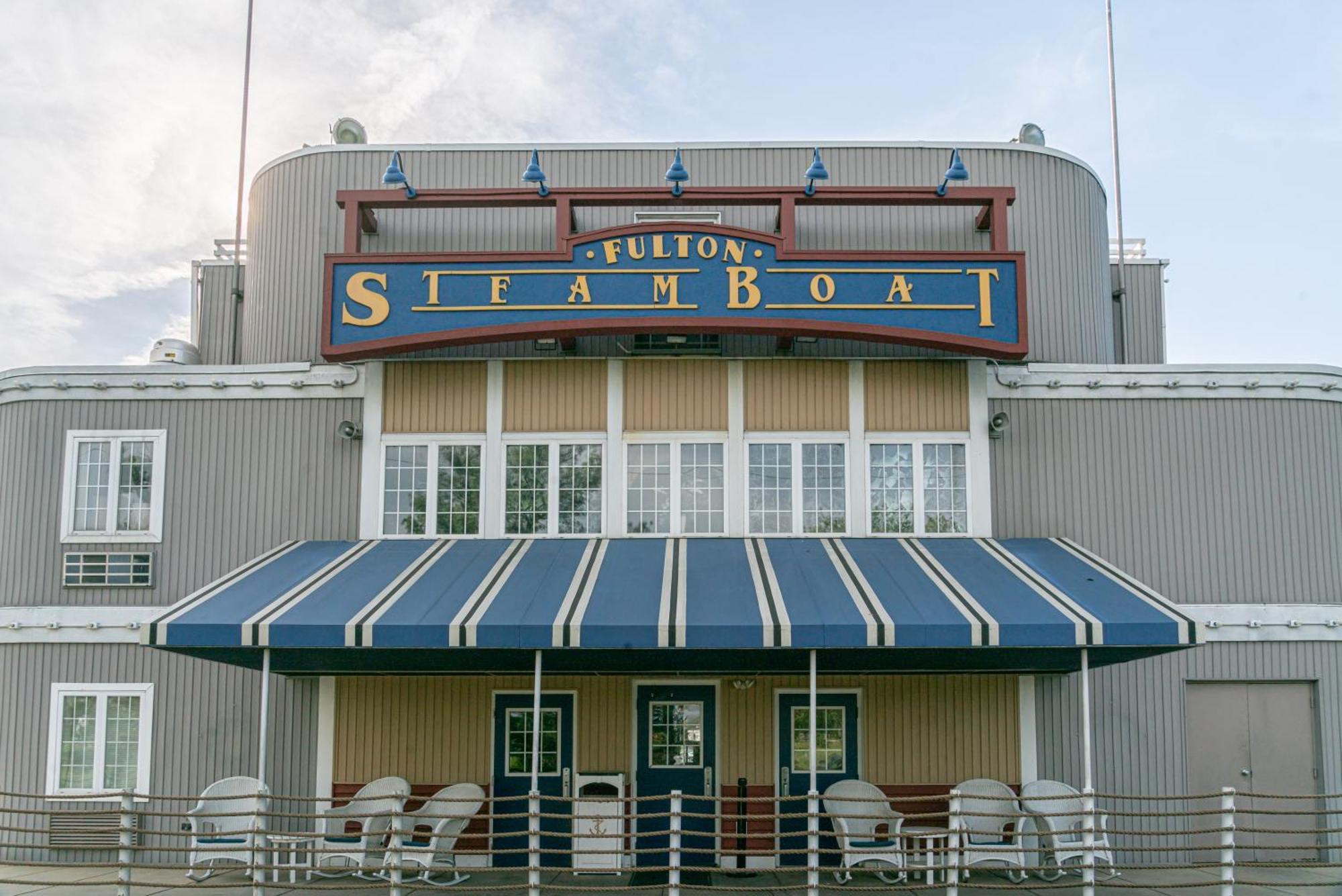 Fulton Steamboat Inn Ronks Ngoại thất bức ảnh